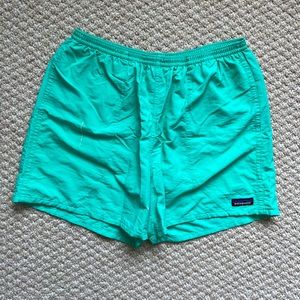 Patagonia Men's L • Mint Green Baggies Nylon Shorts Lined Swim Shorts